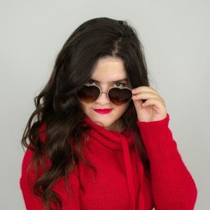 Meet your Posher, Jacqueline